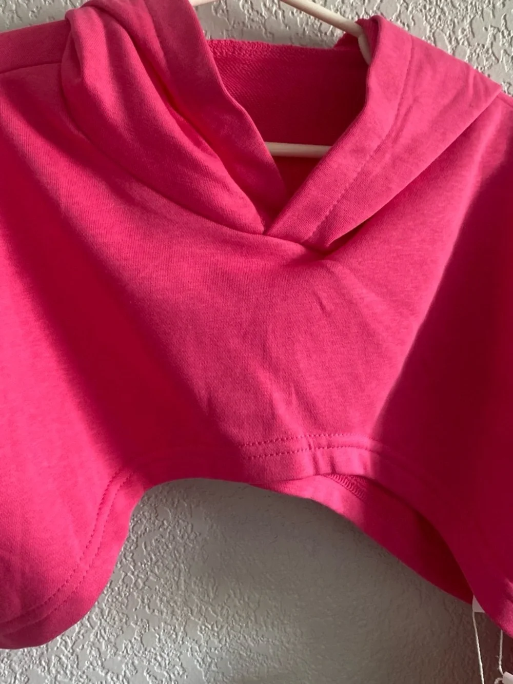 Source Unknown Bright Pink Cropped Hoodie for Kids